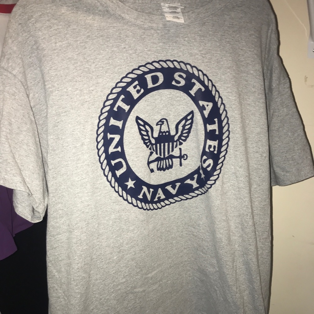 Navy t shirt